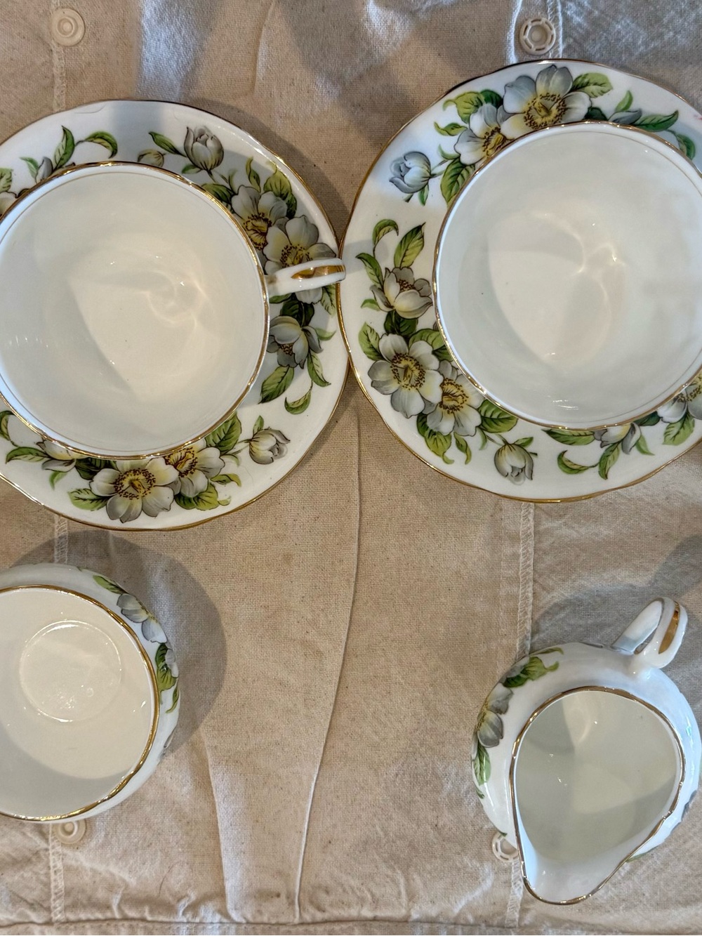 Aynsley Fine China Tea Cup Set